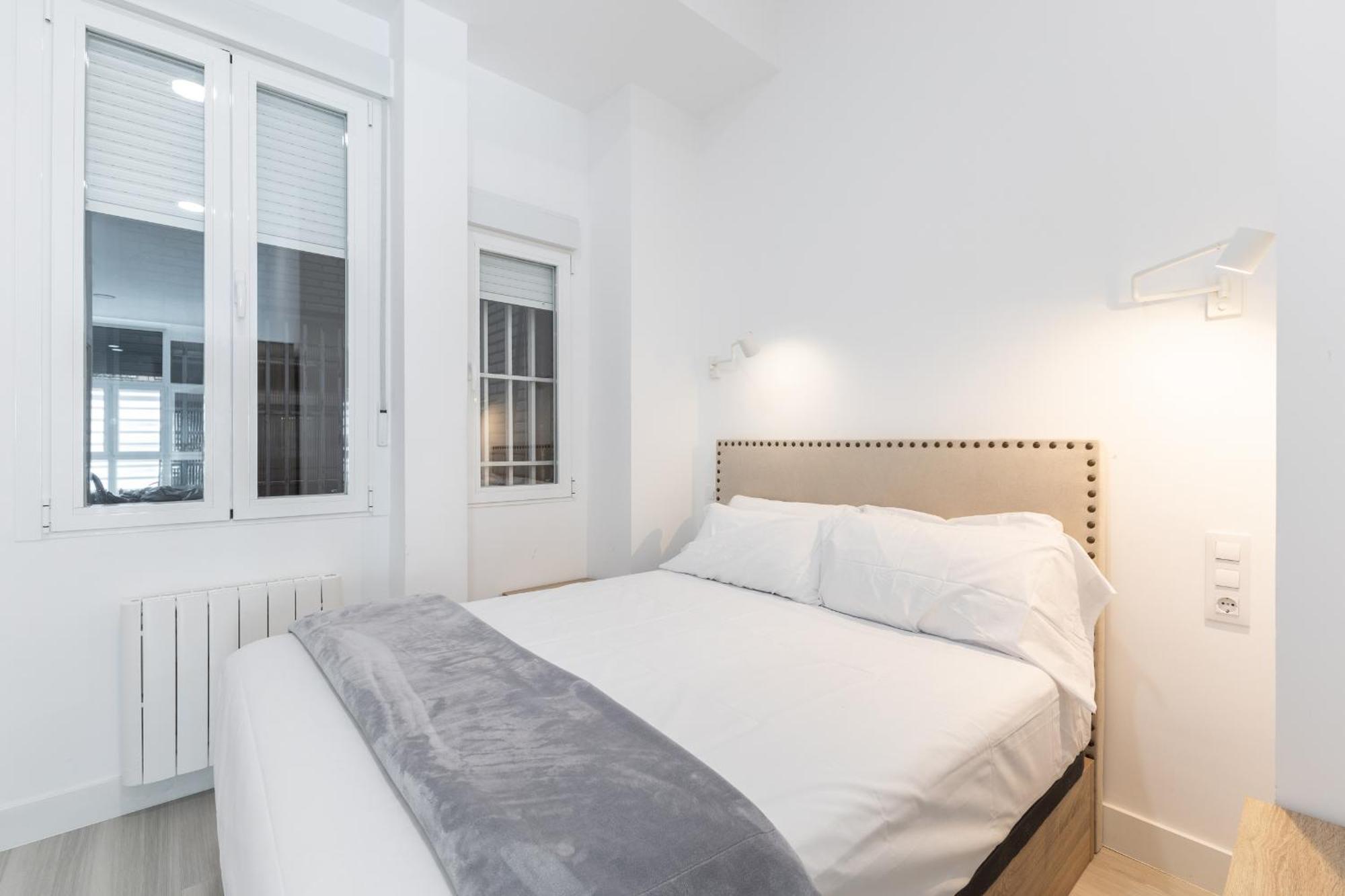 Moncloa Apartment, Con Parking Opcional Madrid Exterior photo